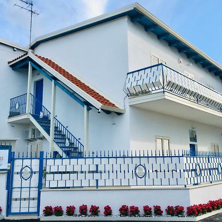 Oudeis Holidays Apartments Tropea Bagian luar foto