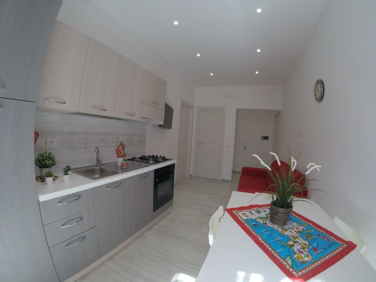 Oudeis Holidays Apartments Tropea Bagian luar foto
